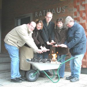 Protestaktuion Kalte Multihalle in Kaster
