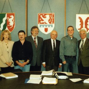 Die SPD-Bedburger trifft sich mit Vertretern der Bürgeriniative und der SPD-Grevenbroich, um über die geplante Pilzsubstratanlage in Neurath zu beraten.